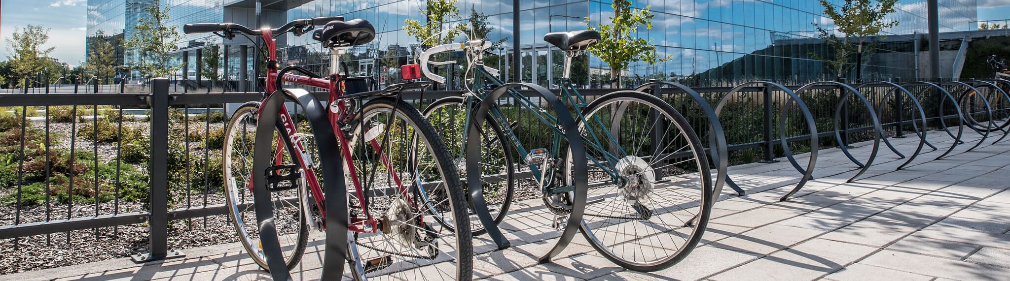 Stationnement pour vélo au campus MIL